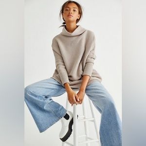 Free people ottoman slouchy tunic sweater